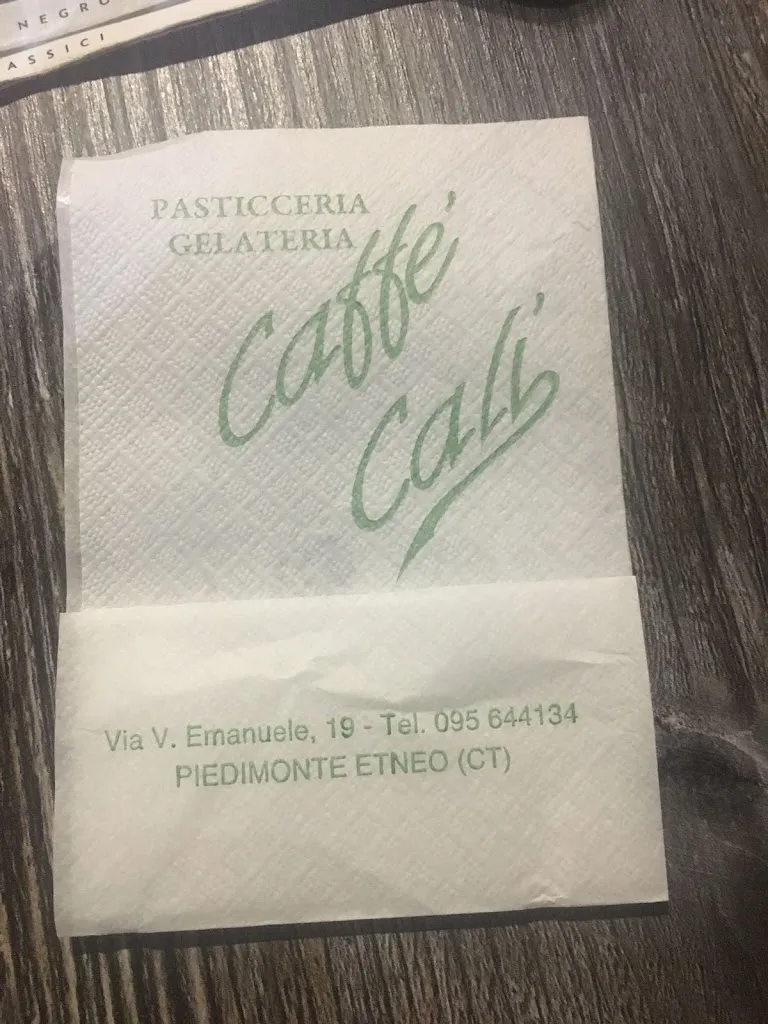 Shauna McCullough_Caffè Calì_Piedimonte Etneo_review