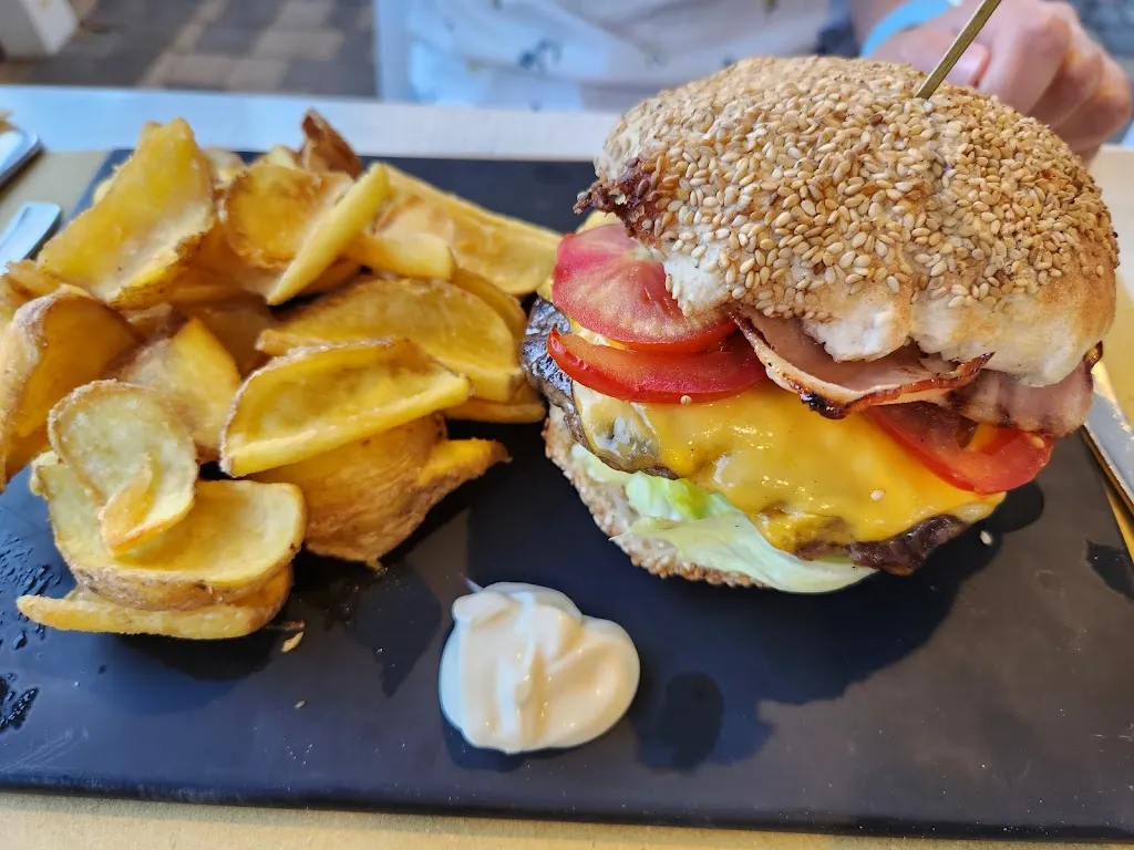 dronealbania.al_La Fenice di Vaglica Matteo_Piana degli Albanesi_review