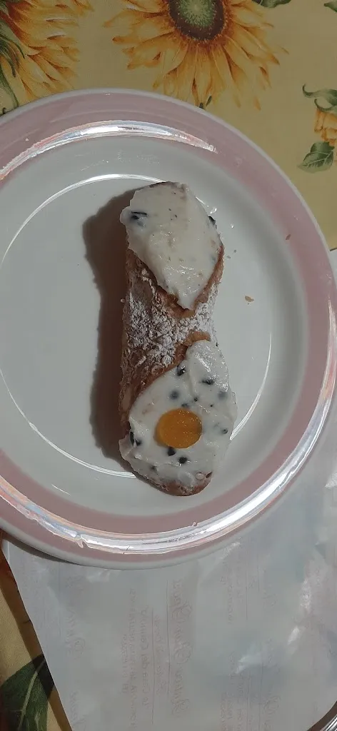 Vincenzo Gaglio_Old Bar Sport_Piana degli Albanesi_review