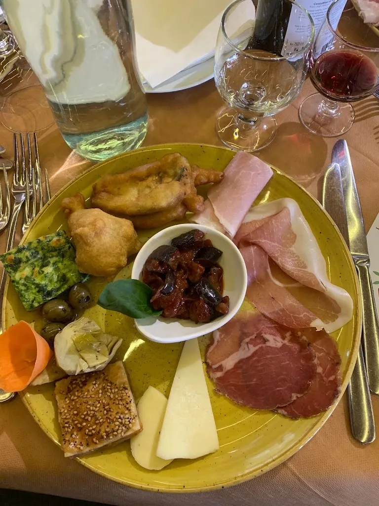 Francesca Maria Pia Di Gangi_Kumeta_Piana degli Albanesi_review