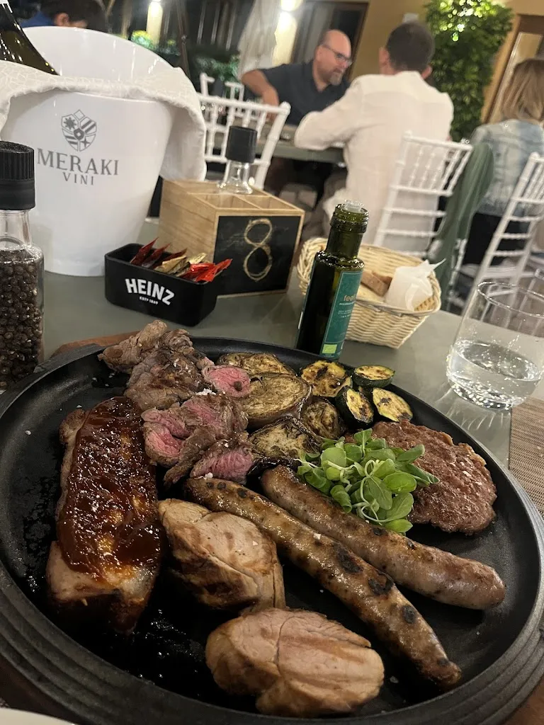 Anže Mehič_Pizzeria - Valle Himara_Piana degli Albanesi_review