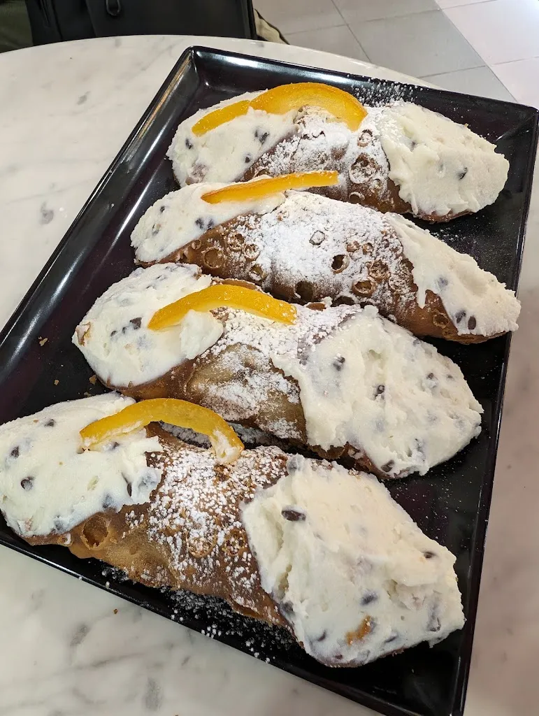 Massimo Patti_Di Noto Bar_Piana degli Albanesi_review