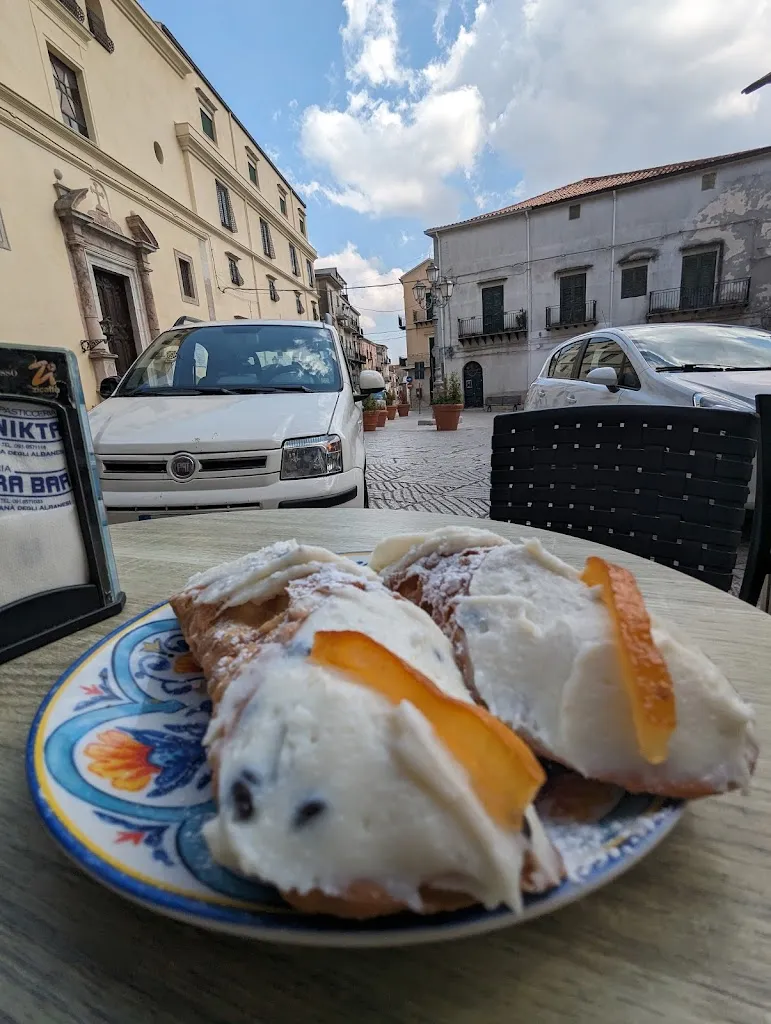 Arti Qormemeti_ExtraBar Petta_Piana degli Albanesi_review