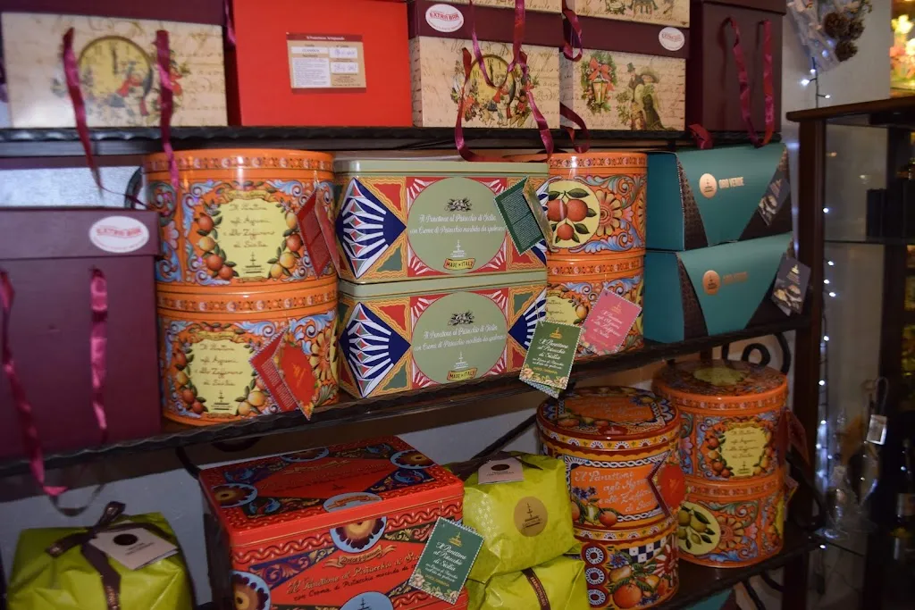 ExtraBar Petta restaurant in Piana degli Albanesi