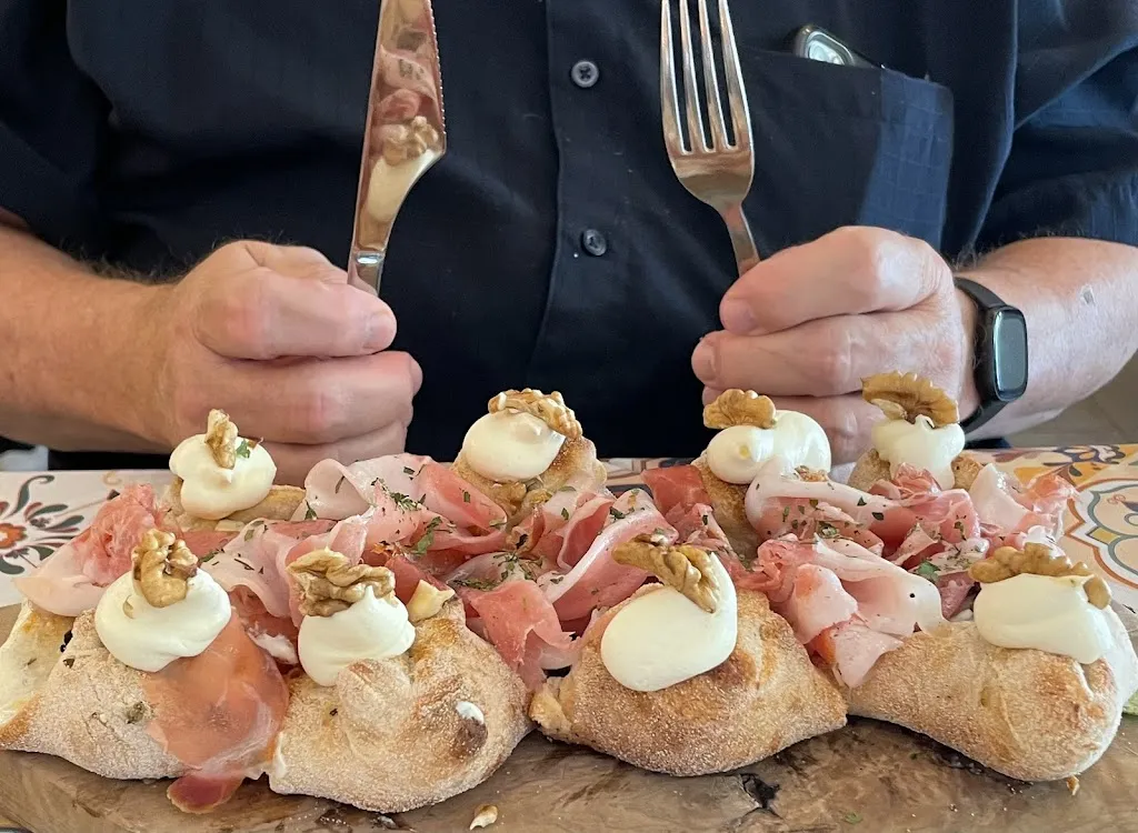 Deborah Cavin_Apud Jatum - San Cipirello_Piana degli Albanesi_review