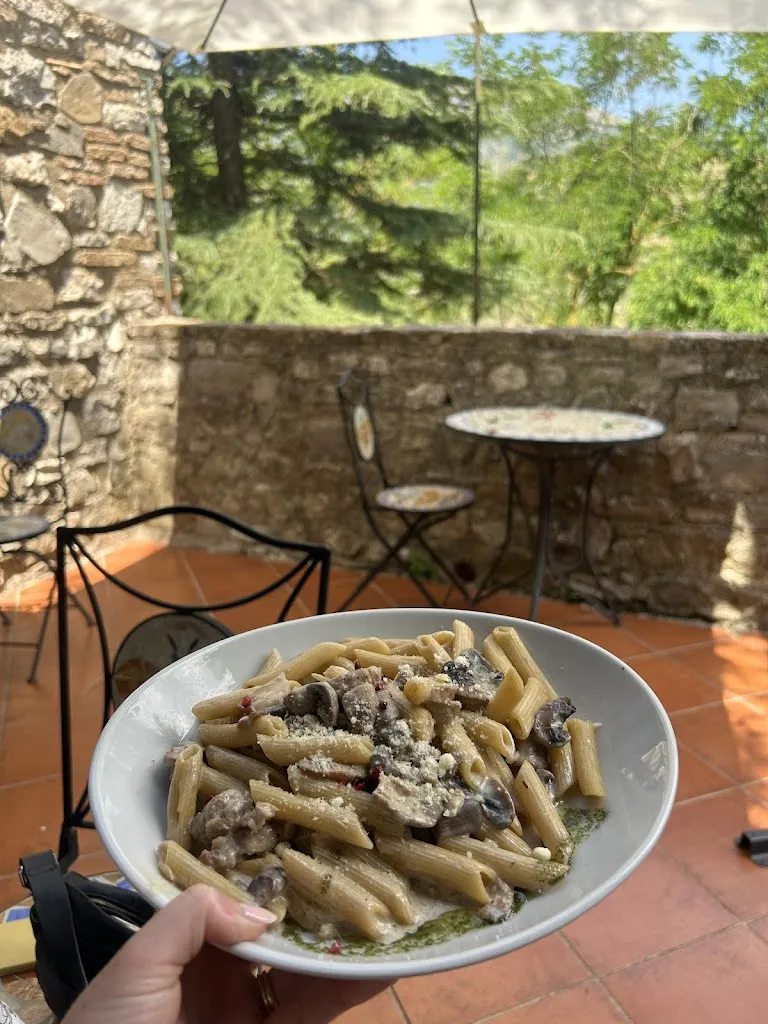 Mollie Moric_I Templari_Polizzi Generosa_review