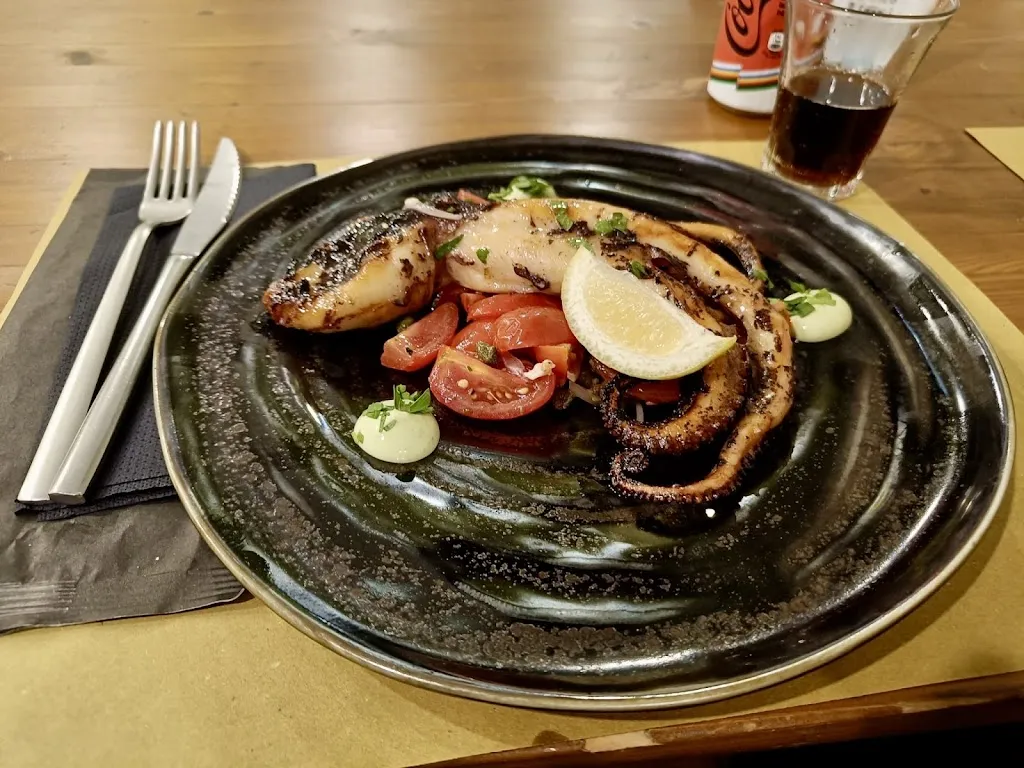 Ayla Jacobs_Baroon - Bistrot & B&B_Polizzi Generosa_review