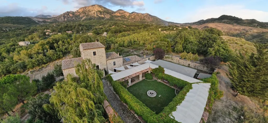 Agriturismo Giardino Donna Lavia - Polizzi Generosa - Parco delle Madonie - Ristorante_Polizzi Generosa_slider_image_1