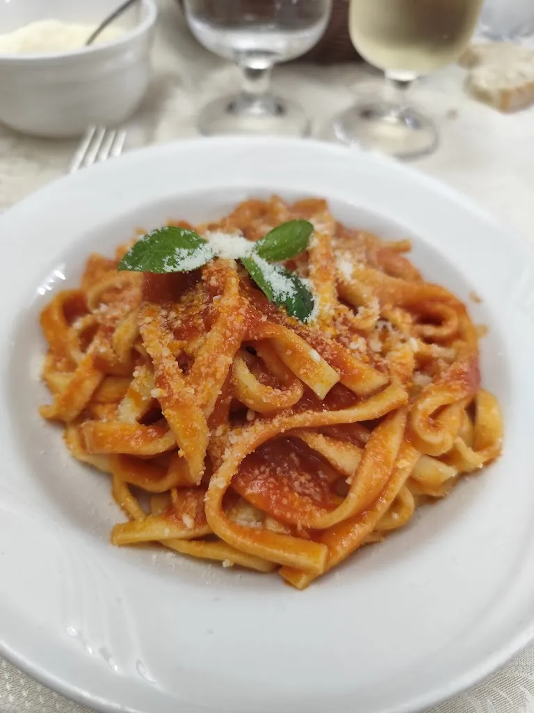 Valter De Iuliis_La Tana del Lupo_Castellafiume_review