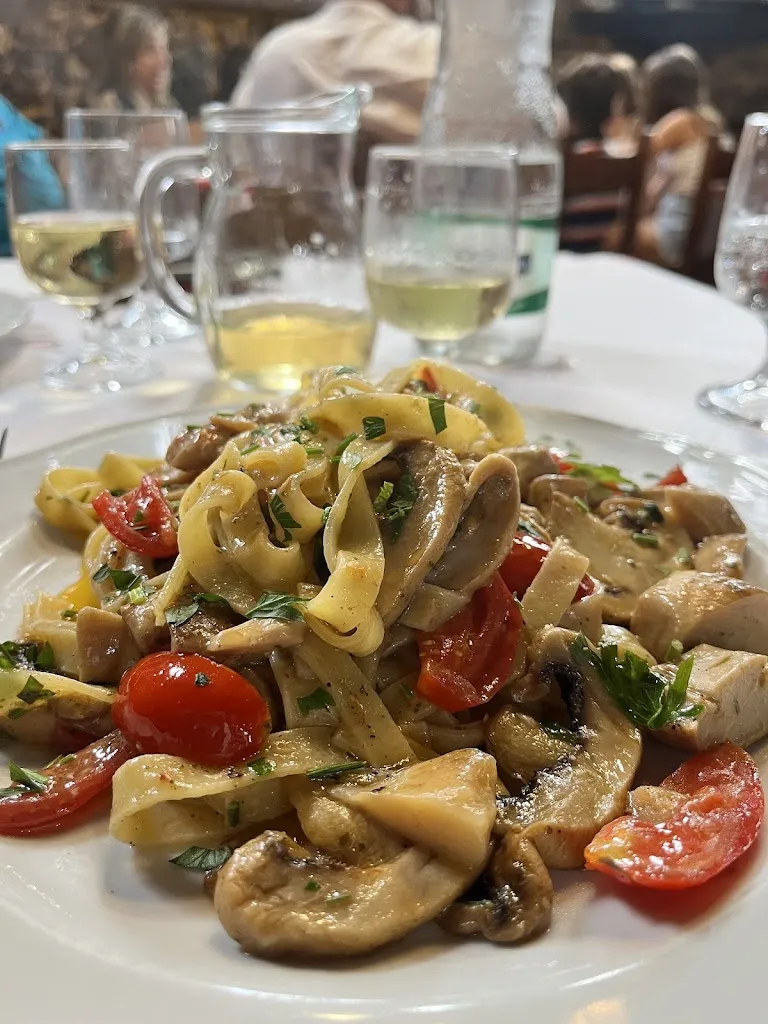 tom travis_Alla Torre_Pollina_review