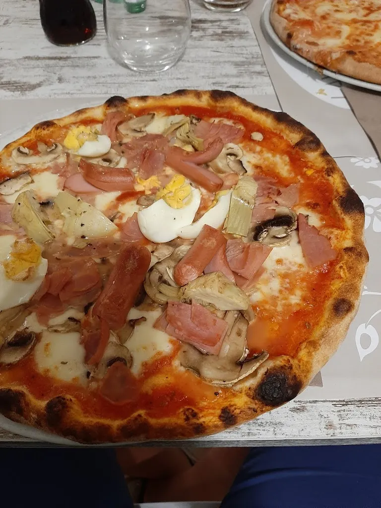 Lorenzo Costanza_Ristorante Pizzeria La Vecchia Nina_Racalmuto_review