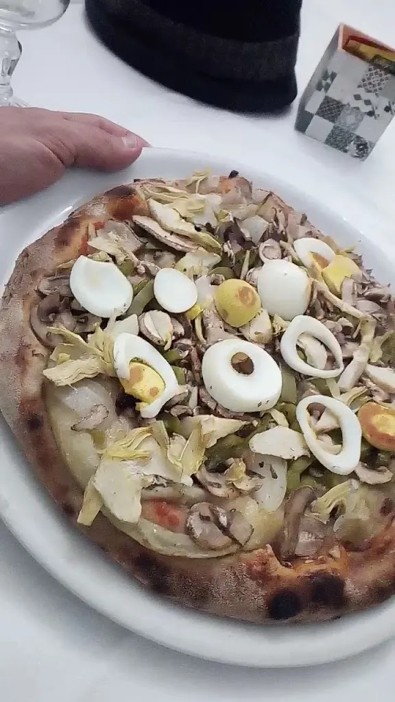 PIZZERIA RISTORANTE LO ZENZERO restaurant in Racalmuto