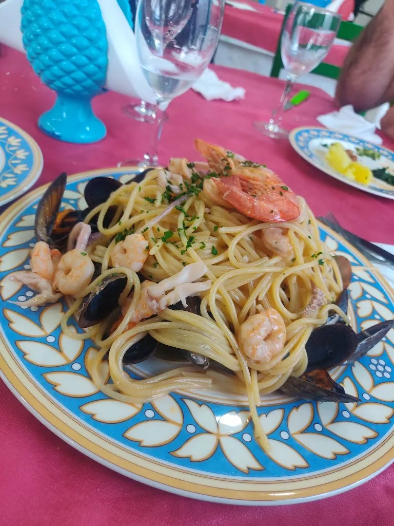 Shafeeq kaprakkadan_Trattoria Le sorelle_Priolo Gargallo_review