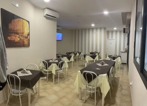 Pizzeria Angolo Verde restaurant in Priolo Gargallo