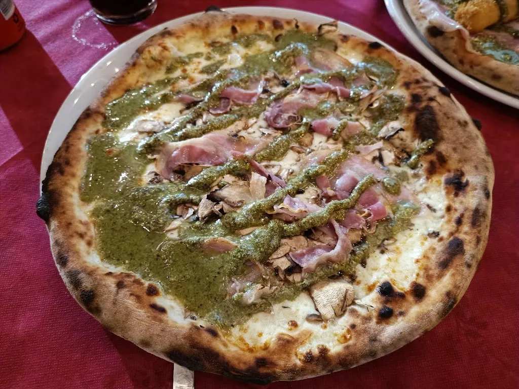 Jorge P_La Vecchia Pizzeria_Priolo Gargallo_review