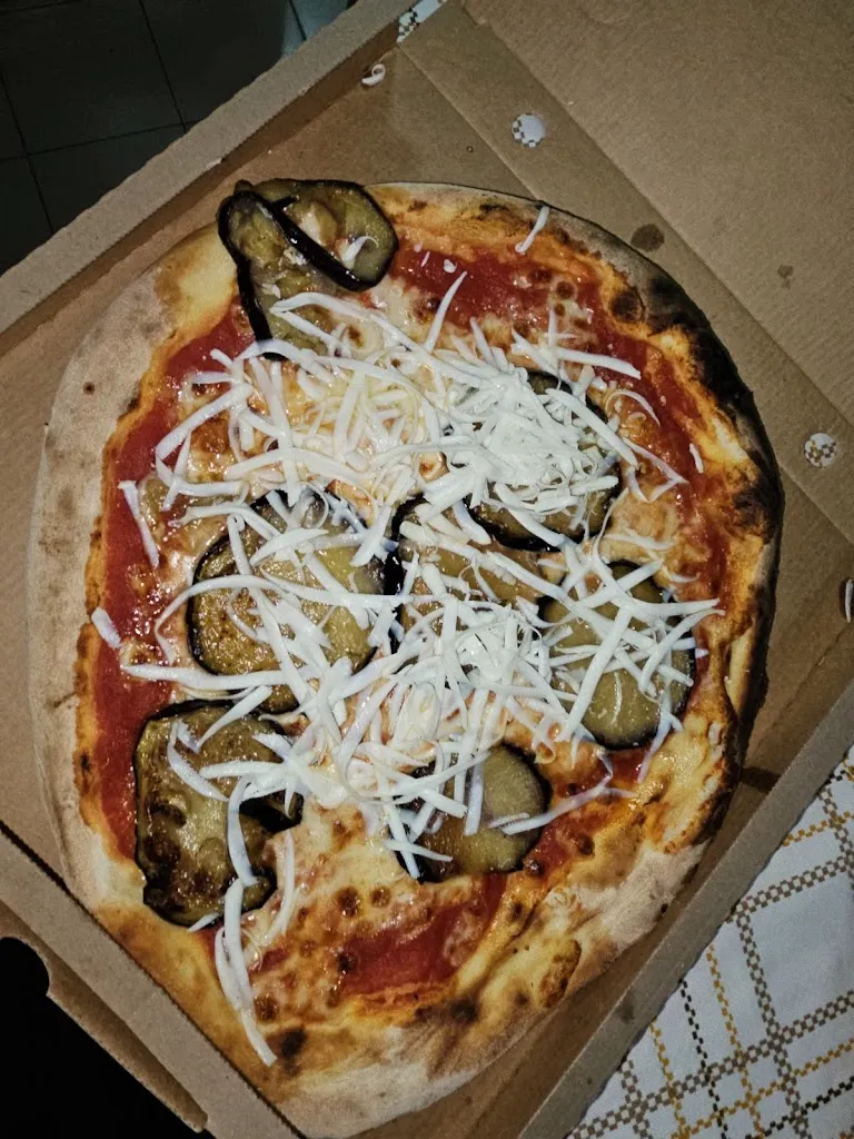 Menu_Pizzeria Al Monumento_Priolo Gargallo_image_5