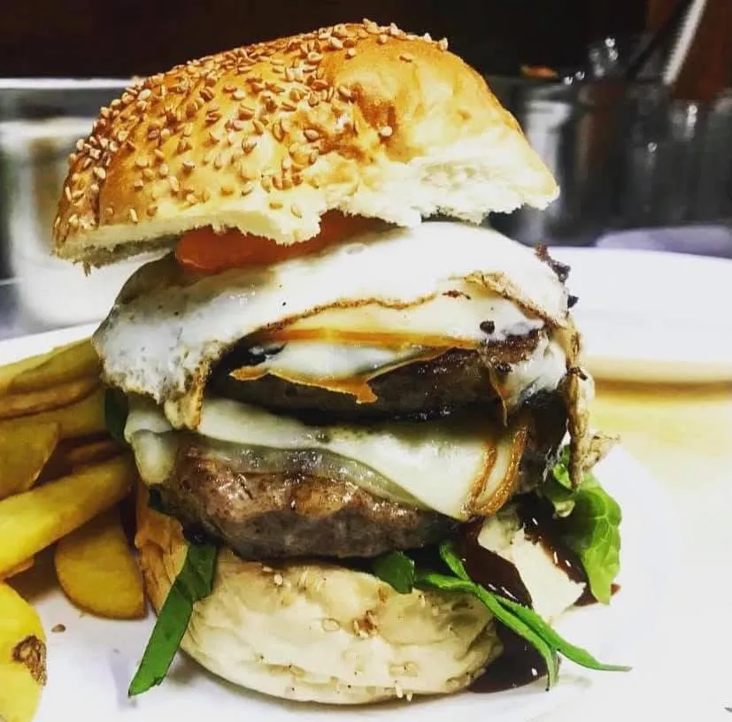 Menu_Panineria Black & White Priolo_Priolo Gargallo_image_5