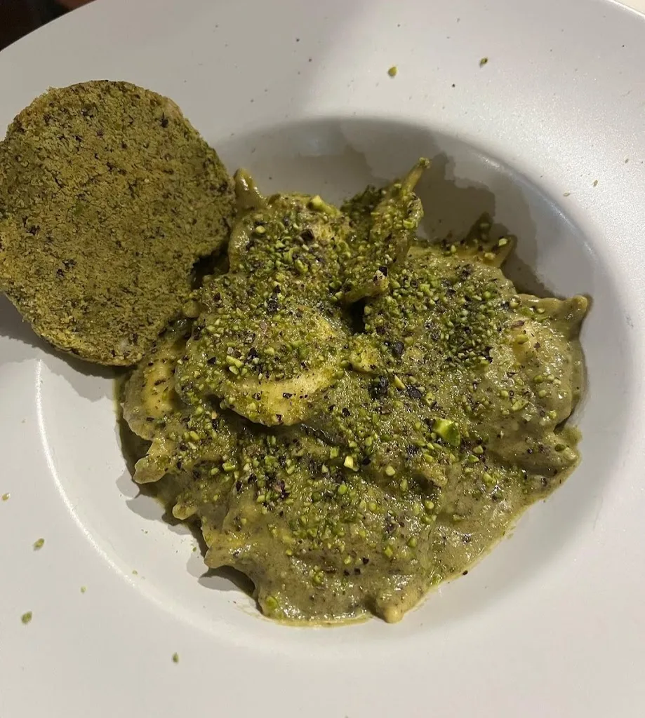 Laura Fernandes_La Vecchia Botte_Ragalna_review