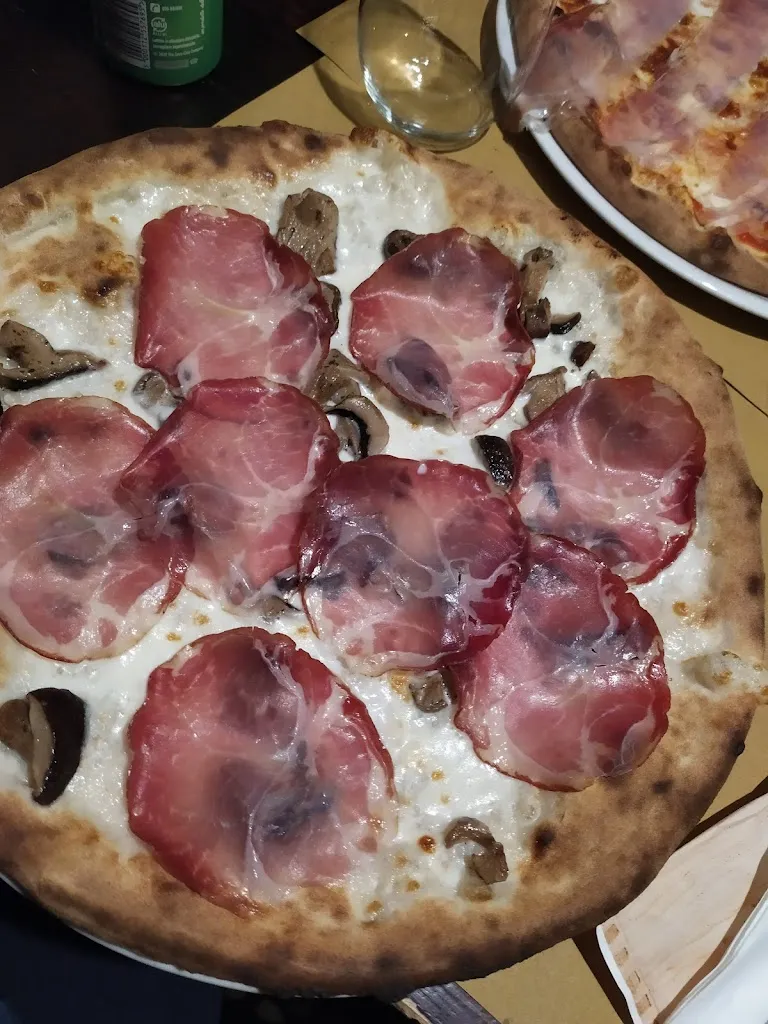 Menu_Snout Music Pub_Lizzano_image_4