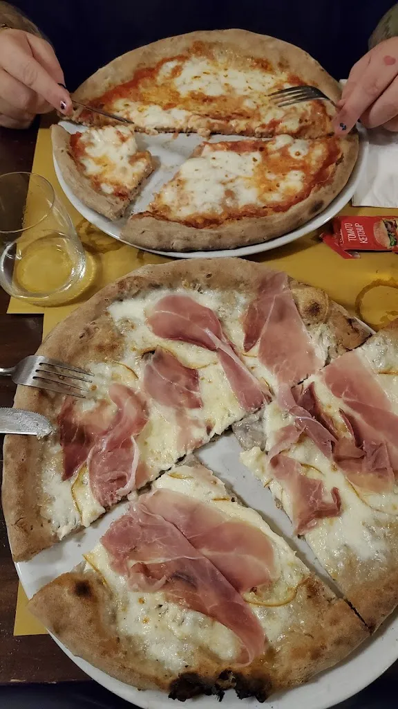 Dario Basile_Snout Music Pub_Lizzano_review