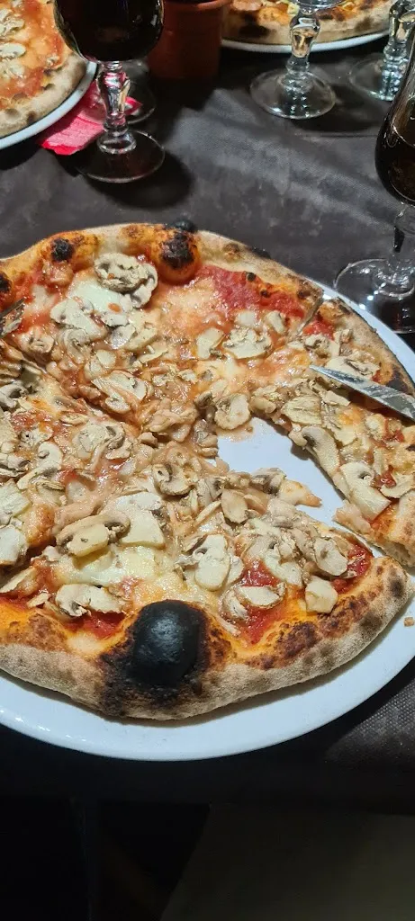 Isabella Tarallo_Al Boccaccio al Capone Pizzeria Ristorante_Raffadali_recensione