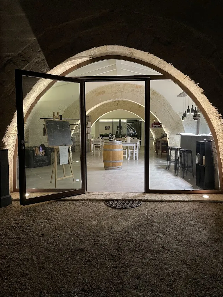 Francesco Paolo Scaglioso_Tenute Eméra Cantina con cucina_Lizzano_review