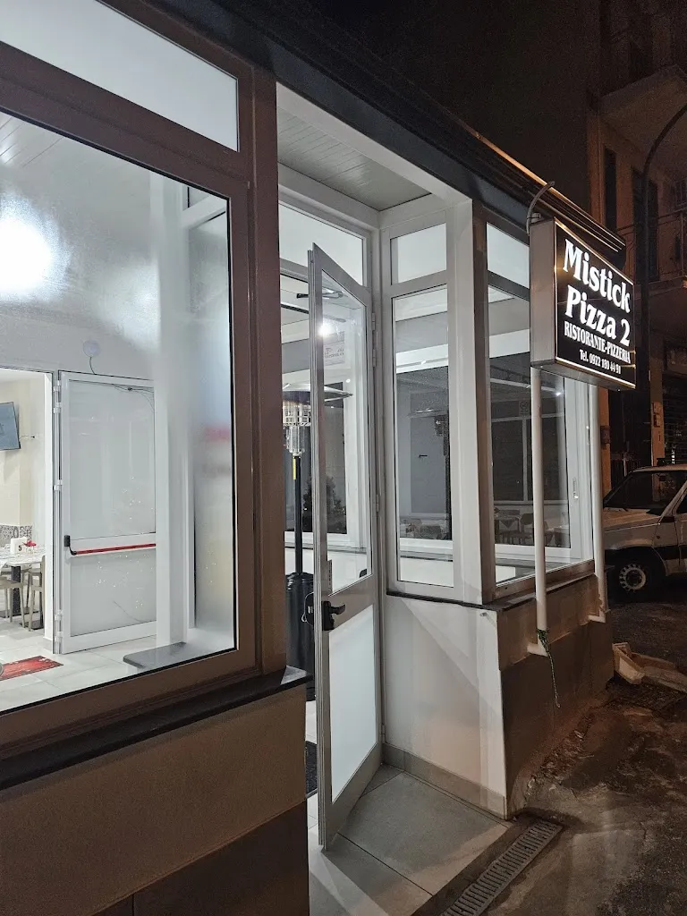 C. F._Pizzeria Mistick Pizza2_Raffadali_review