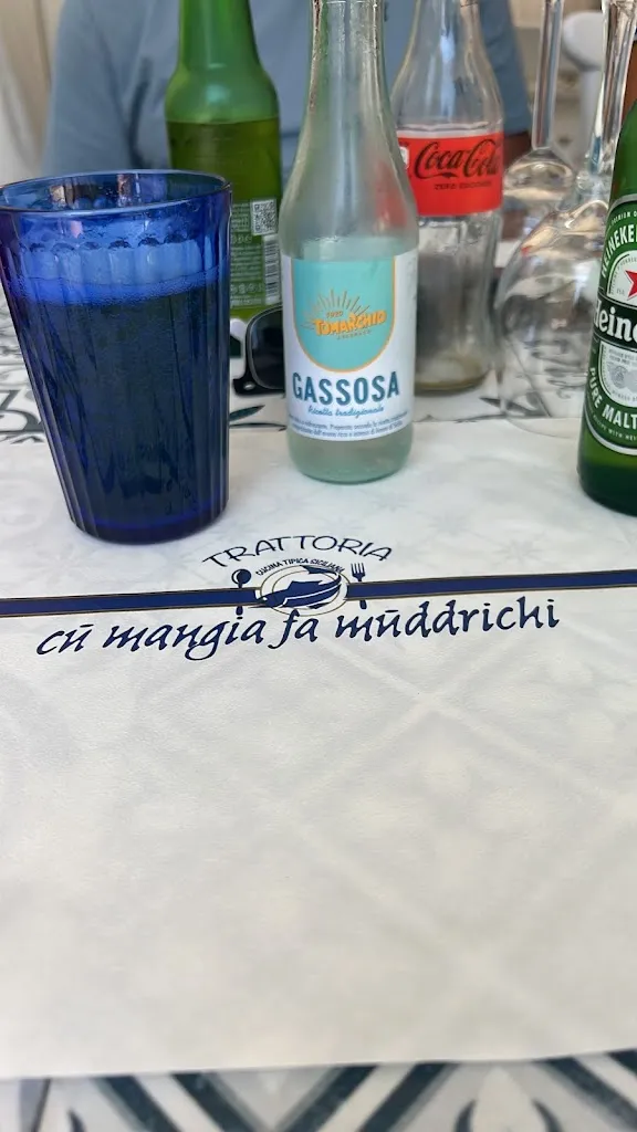 Rosa Gibson_Ristorante - Trattoria Cu Mangia Fa Muddrichi_Porto Empedocle_review