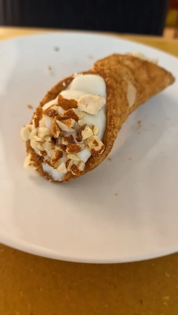 Ines Basle Gorisek_Osteria di fuori porta_Porto Empedocle_review