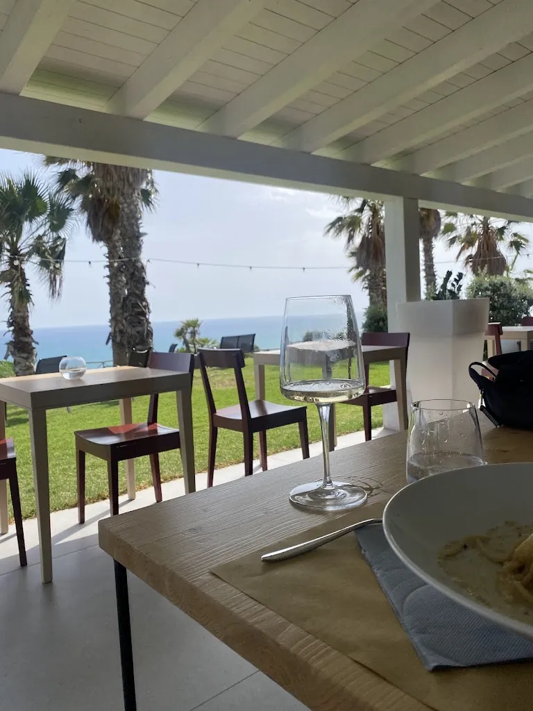 Rosie Wooley_Osteria di fuori porta_Porto Empedocle_review