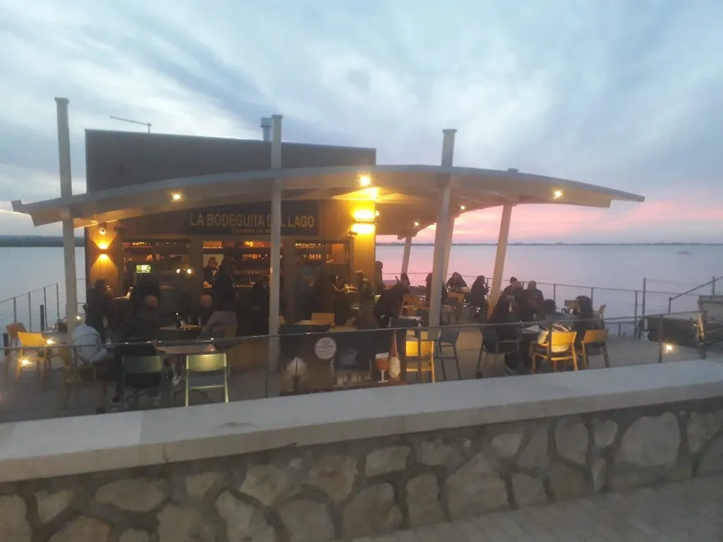 La Bodeguita del Lago_Lesina_slider_image_1