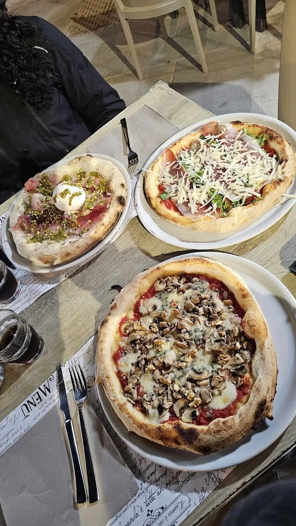 Errikos palaiologos_Sciálo_Porto Empedocle_review