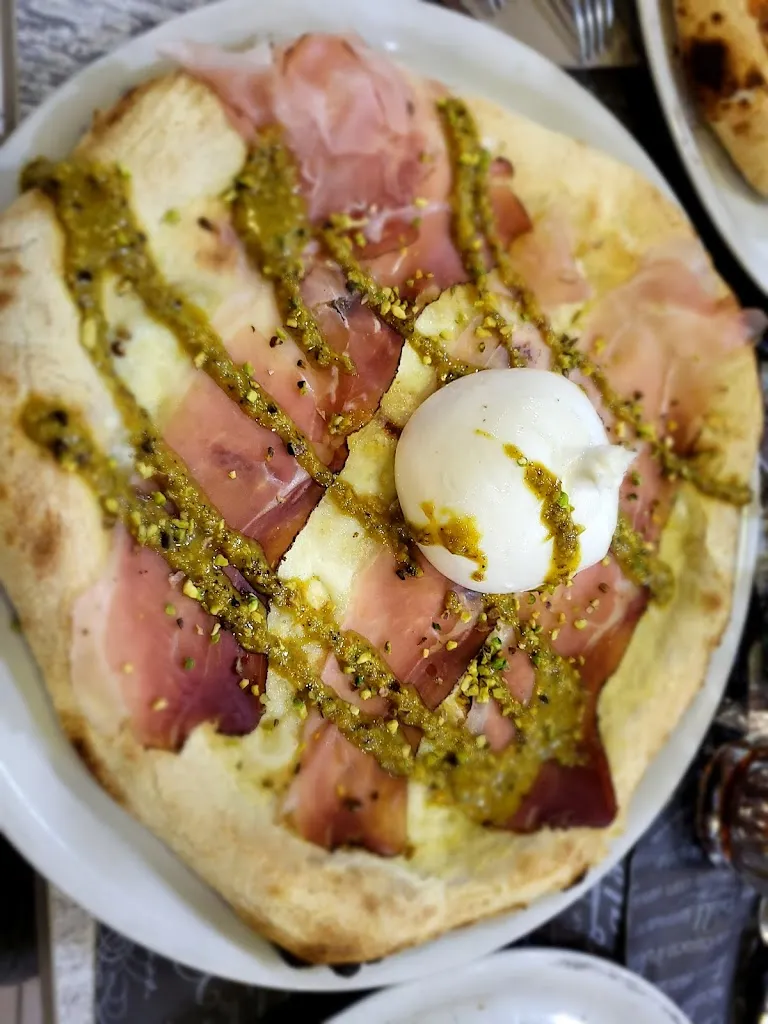 Ionuț Marin_Sciálo_Porto Empedocle_review