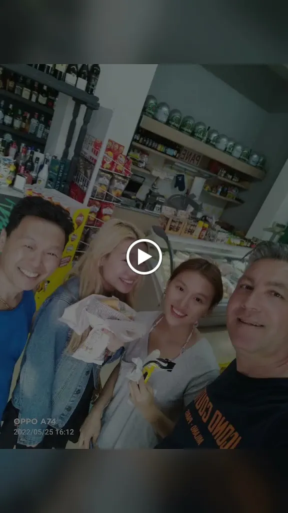 Al Bivio Wine bar restaurant 