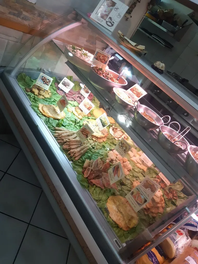 Ittica Panineria Dei Sapori Ed Altro restaurant in Porto Empedocle