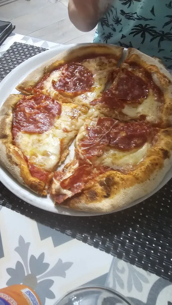 Angelika Mosner_Fuori Rotta_Porto Empedocle_review