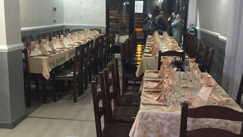 Pizzeria "Largo Livatino" restaurant in Ramacca