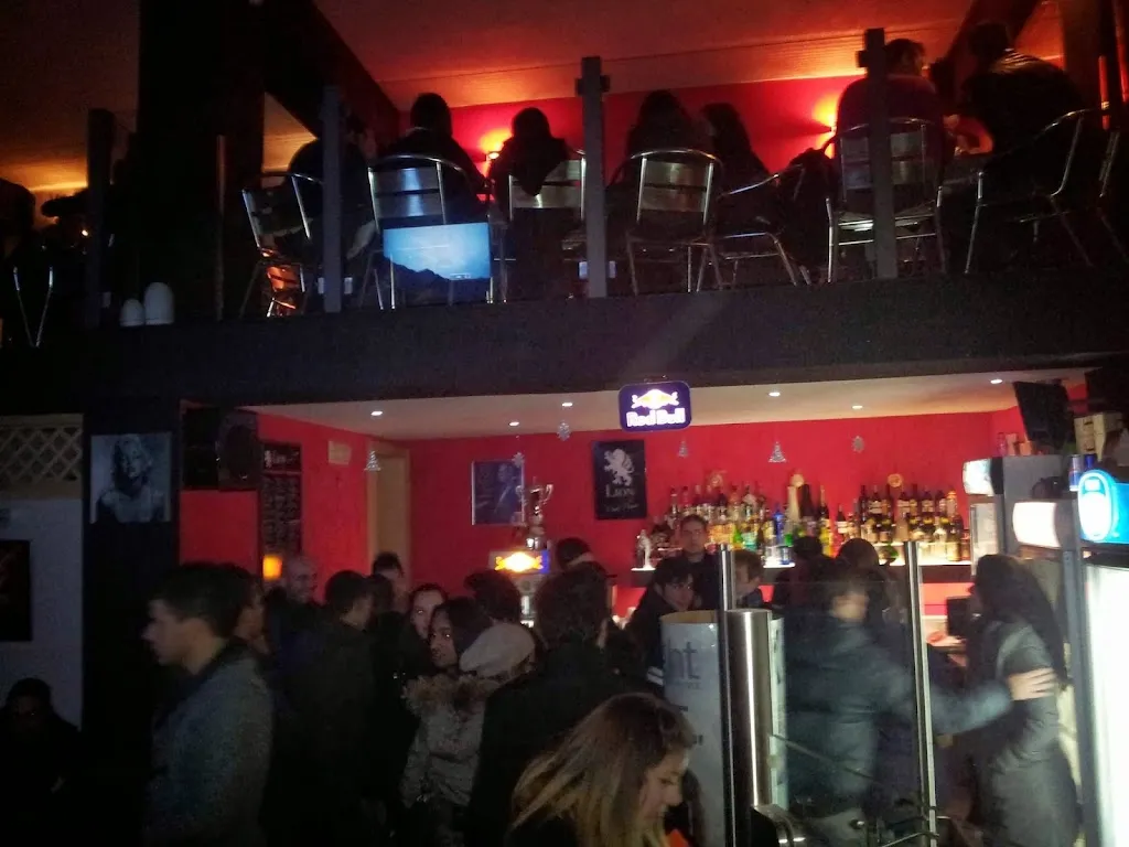 Lion Pub restaurant in Ramacca