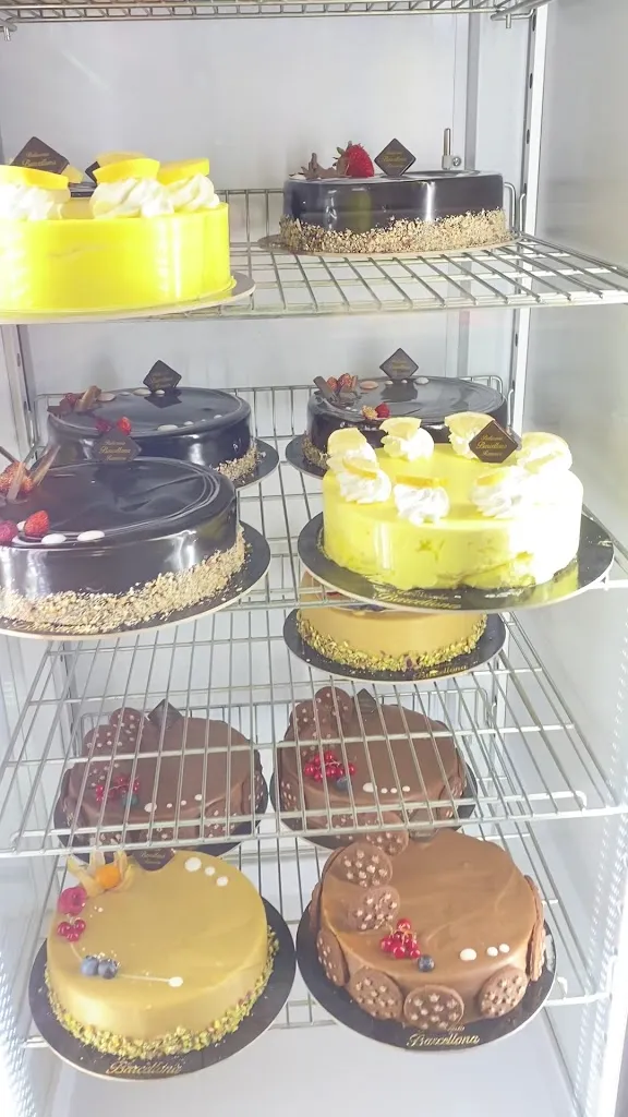 Marco_Pasticceria Bar Barcellona....caffetteria...gelateria...tavola calda.._Ramacca_review