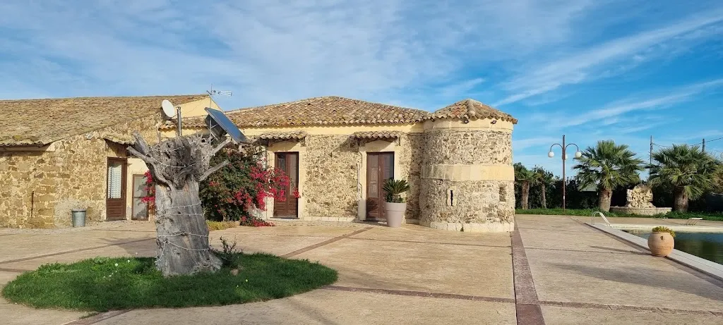 L'Antica Tenuta Malerba di Mariangela Santa e Salvatore Malerba s.n.c._Ramacca_slider_image_1