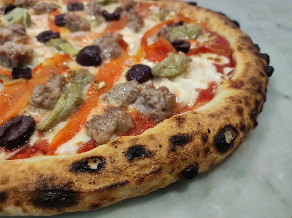 Pizzeria "Pizza Taxi" restaurant in Ramacca