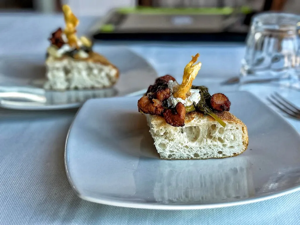 La Cruna del Lago -Pizzeria & Cucina-_Lesina_slider_image_3