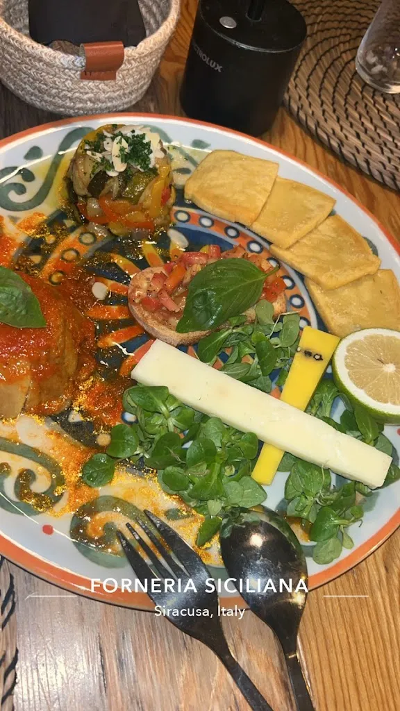 hiisa kar_Agape_Provincia di Siracusa_review