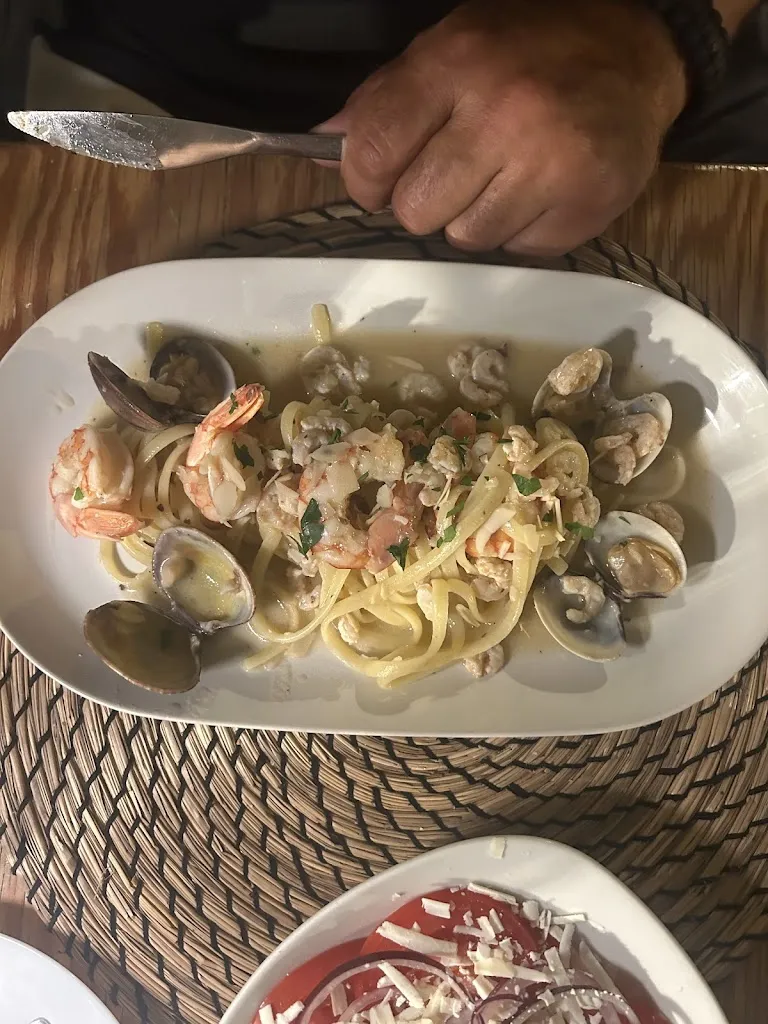 Maria Markadakis_Agape_Provincia di Siracusa_review