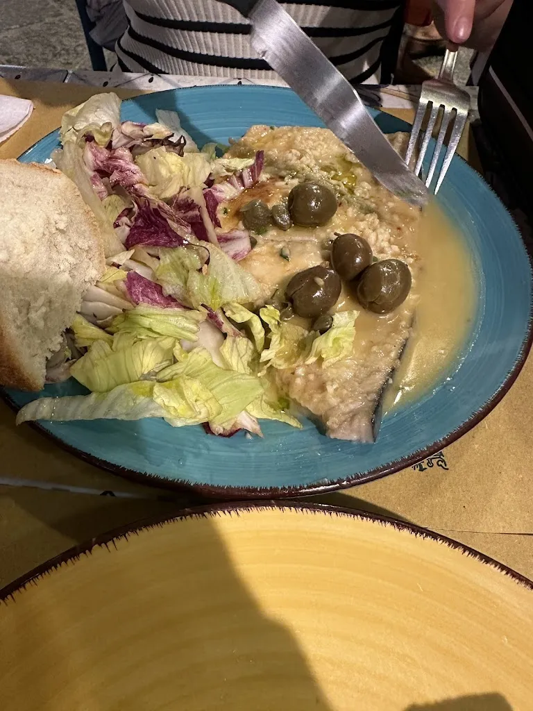 Uendi Hoxha_A Putia_Provincia di Siracusa_review