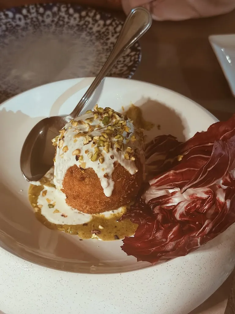 Diletta Fico_Ranieri - Cucina Chiacchiere e Vino_Provincia di Siracusa_recensione