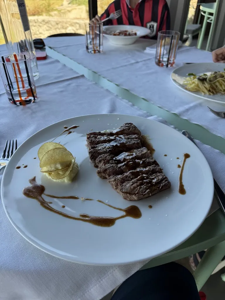 Jiri Soukup_MOMENTO Ristorante_Provincia di Siracusa_review