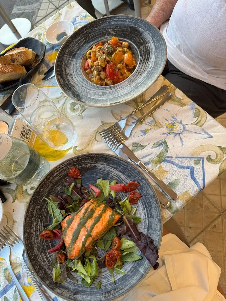 Fardad Gharebaghi_Stupor Mundi Ortigia_Provincia di Siracusa_review