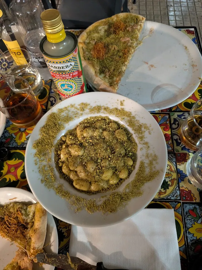 Martin Panayotov_PUROS Ristorante Pizzeria – BAIO Group _Provincia di Siracusa_review