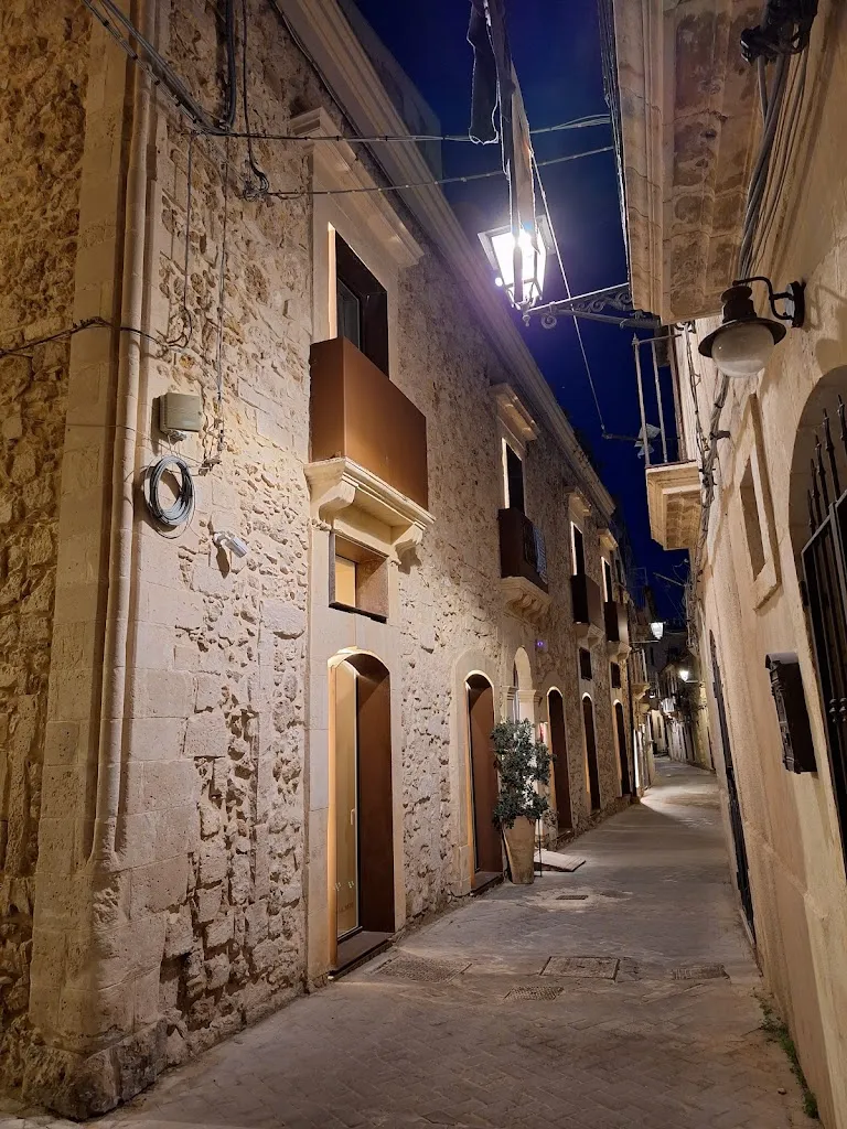 Ilias Pantos_Cortile Spirito Santo_Provincia di Siracusa_review